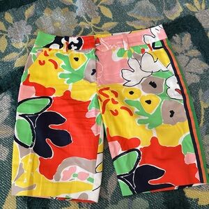 NWOT Trina Turk Floral Print Bermuda Shorts Size 6